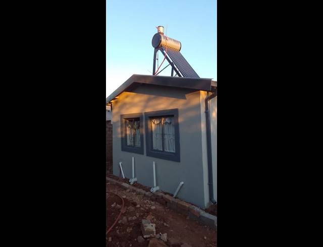 2 BEDROOM HOUSE FOR SALE IN SOSHANGUVE SOUTH